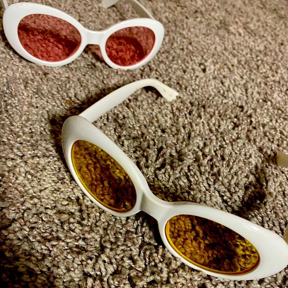 SHEIN women shades - Picture 3 of 4